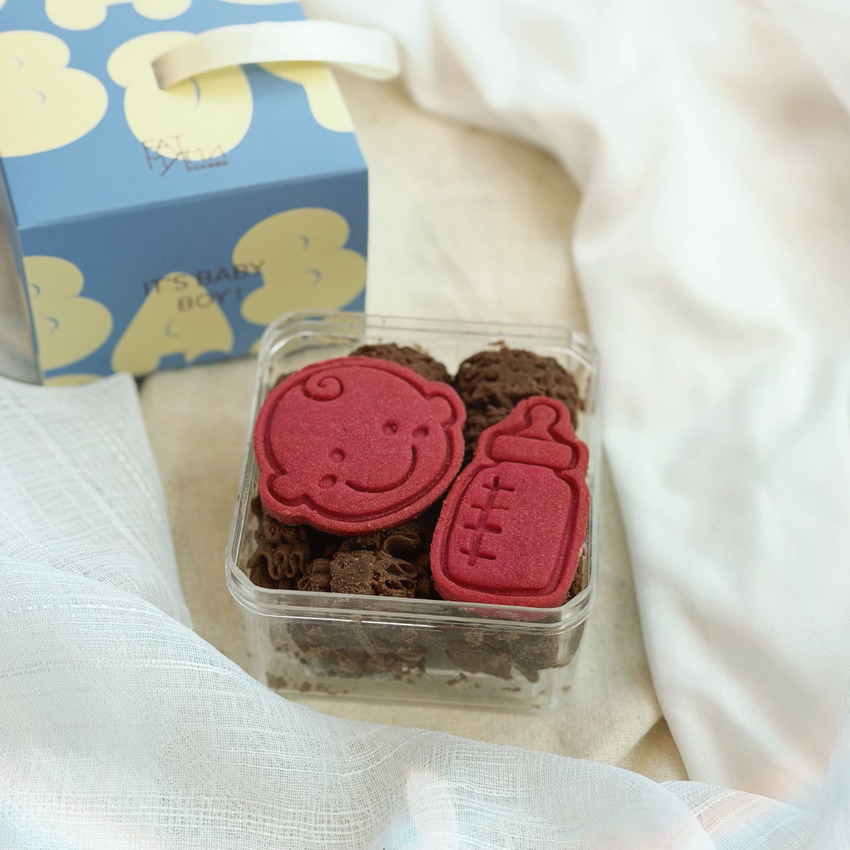 Set B2 Sweet Welcome Gift Box - Boy - Image 4